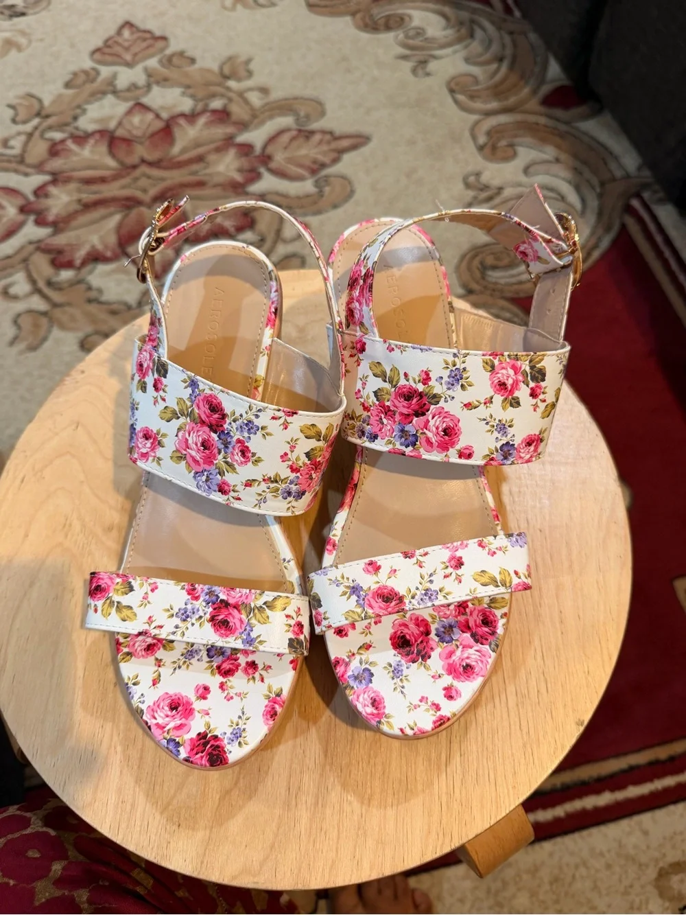 Aeropostale pink &White Floral Espadrille Block Heel Sandals Size 8.5 Like New